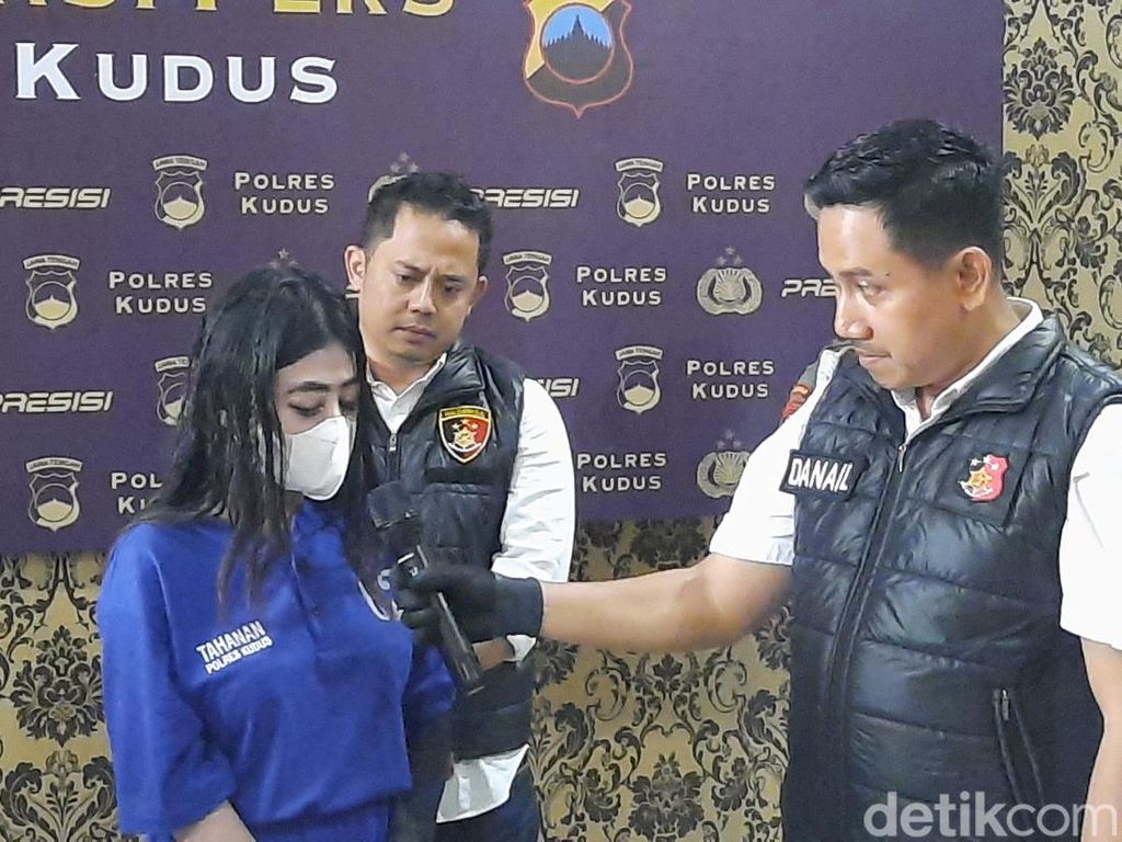 Mahasiswi di Kudus Jual Video Syur Dirinya Bareng 3 Pria Terancam 6 Tahun Bui